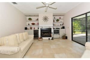 3433 Oak Grove Dr, Sarasota, FL 34243, Sold 08/31/17