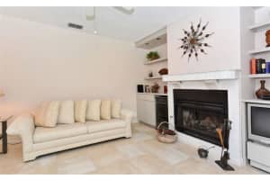 3433 Oak Grove Dr, Sarasota, FL 34243, Sold 08/31/17