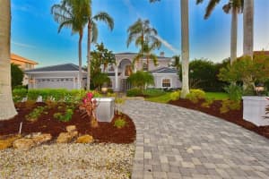 7667 Cove Terrace, Sarasota, FL 34231, Sold 08/31/17