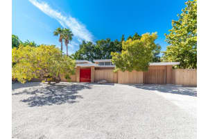 1155 Center Pl, Sarasota, FL 34236, Sold 09/14/17