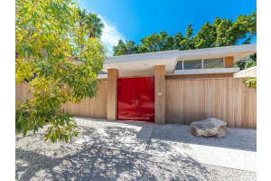 1155 Center Pl, Sarasota, FL 34236, Sold 09/14/17