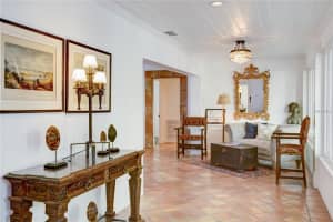 133 N Washington Dr, Sarasota, FL 34236, Sold 08/18/17