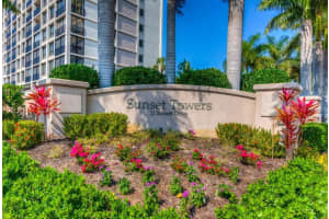 11 Sunset Dr, Sarasota, FL 34236, Sold 04/28/17