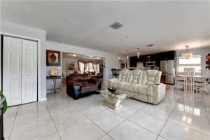 4911 Traylor Ave, Sarasota, FL 34234, Sold 05/01/17