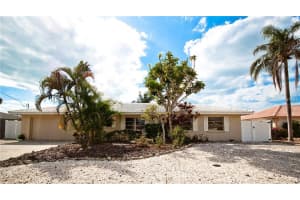 3916 Coconut Terrace, Bradenton, FL 34210, Sold 04/28/17