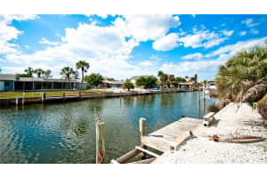 3916 Coconut Terrace, Bradenton, FL 34210, Sold 04/28/17