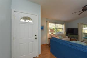 4224 St Charles Dr, Sarasota, FL 34243, Sold 04/28/17