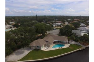 900 Contento Cir, Siesta Key, FL 34242, Sold 12/03/18