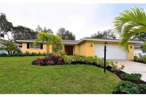 2932 Mayflower St, Sarasota, FL 34231, Sold 04/24/17