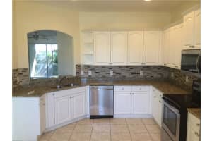 1017 Whitegate Ct, Sarasota, FL 34232, Sold 04/06/17