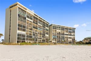19 Whispering Sands Dr, Sarasota, FL 34242, Sold 06/02/17