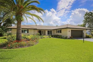 5515 Azure Way, Siesta Key, FL 34242, Sold 08/01/17
