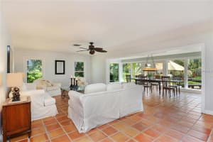 5515 Azure Way, Siesta Key, FL 34242, Sold 08/01/17