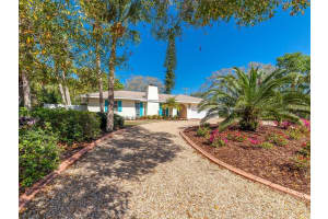 749 Canal Rd, Siesta Key, FL 34242, Sold 05/23/17