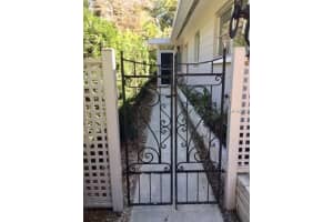 1001 Bayou Pl, Sarasota, FL 34236, Sold 05/05/17