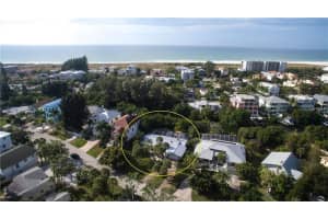 446 Island Cir, Siesta Key, FL 34242, Sold 08/04/17
