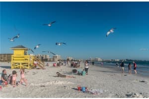 1325 S Portofino Dr, Siesta Key, FL 34242, Sold 04/13/17