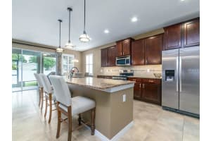 5438 Cartagena Dr, Sarasota, FL 34233, Sold 06/28/17