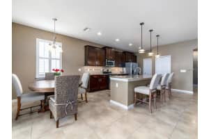 5438 Cartagena Dr, Sarasota, FL 34233, Sold 06/28/17