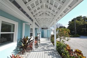 2520 Bayshore Rd, Nokomis, FL 34275, Sold 07/26/17
