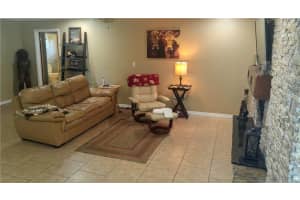 406 W Lake Dr, Sarasota, FL 34232, Sold 07/31/17