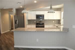 10004 Oak Run Dr, Bradenton, FL 34211, Sold 01/25/18