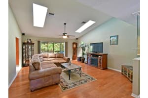 4660 32nd Ct E, Bradenton, FL 34203, Sold 06/02/17
