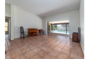 4889 Fallcrest Cir, Sarasota, FL 34233, Sold 09/20/17