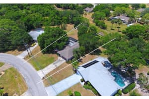 1810 W Leewynn Dr, Sarasota, FL 34240, Sold 06/20/17