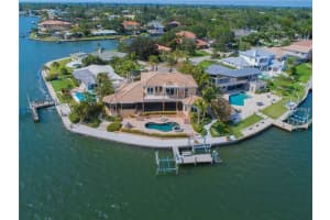 7697 Cove Terrace, Sarasota, FL 34231, Sold 06/14/18