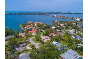 7652 Sandalwood Way, Sarasota, FL 34231, Sold 03/05/18