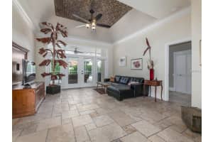 922 Citrus Ave, Sarasota, FL 34236, Sold 07/18/17