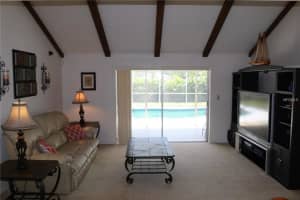 6533 Waterford Cir, Sarasota, FL 34238, Sold 09/05/17