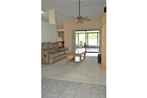 617 50th St E, Bradenton, FL 34208, Sold 08/18/17