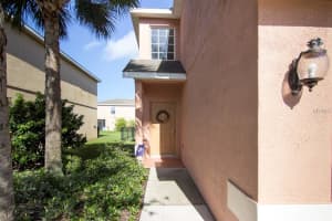 7052 Chatum Light Run, Bradenton, FL 34212, Sold 11/30/17