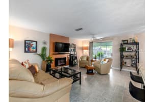 4113 Cochise Terrace, Sarasota, FL 34233, Sold 08/04/17