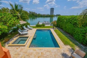 35 S Washington Dr, Sarasota, FL 34236, Sold 12/29/17