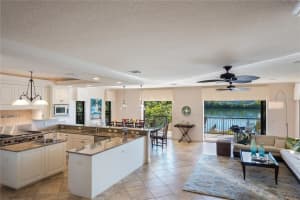 35 S Washington Dr, Sarasota, FL 34236, Sold 12/29/17