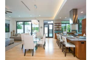 2315 Mietaw Dr, Sarasota, FL 34239, Sold 12/19/17