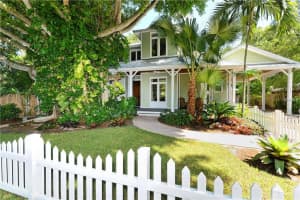 1855 Orchid St, Sarasota, FL 34239, Sold 09/26/17