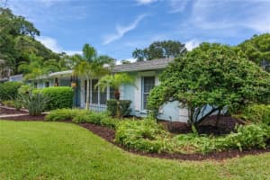 7252 Broughton St, Sarasota, FL 34243, Sold 09/25/17