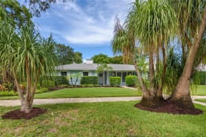 7252 Broughton St, Sarasota, FL 34243, Sold 09/25/17