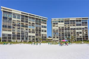 20 Whispering Sands Dr, Siesta Key, FL 34242, Sold 09/21/17