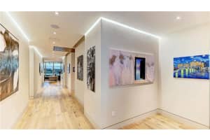 188 Golden Gate Point, Sarasota, FL 34236, Sold 11/21/17