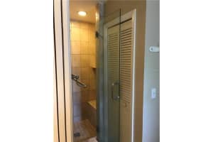 1367 Georgetowne Cir, Sarasota, FL 34232, Sold 10/16/17