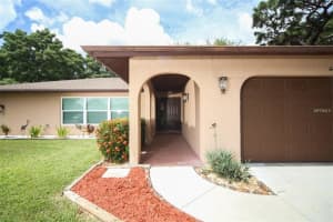 4420 Meadow Creek Cir, Sarasota, FL 34233, Sold 10/31/17