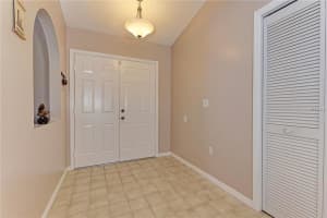7988 Glenbrooke Ln, Sarasota, FL 34243, Sold 11/06/17