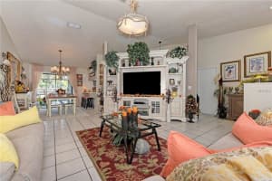 4508 30th St Ct E, Bradenton, FL 34203, Sold 10/31/17