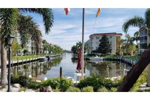 1250 N Portofino Dr, Siesta Key, FL 34242, Sold 11/29/17