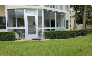 1250 N Portofino Dr, Siesta Key, FL 34242, Sold 11/29/17